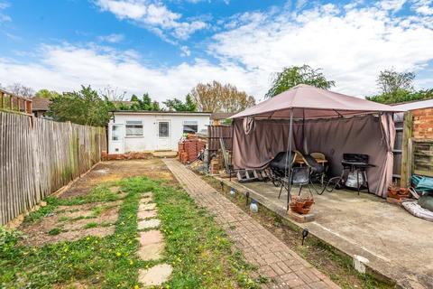 20 Laurel Avenue, Slough, SL3 7DG