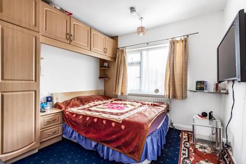 20 Laurel Avenue, Slough, SL3 7DG