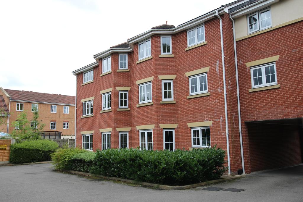 Brookhey, Hyde, SK14 2 bed flat £525 pcm (£121 pw)