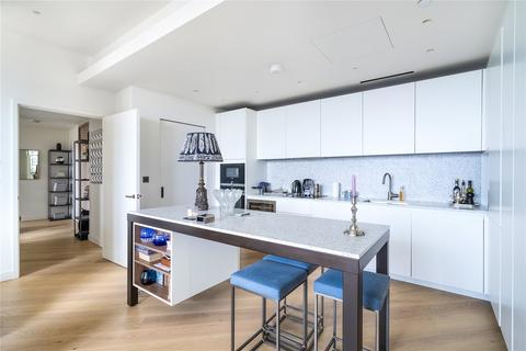 2 bedroom flat to rent, Wood Crescent, London
