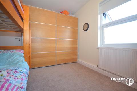 16 Tash Place, London, N11 1PA