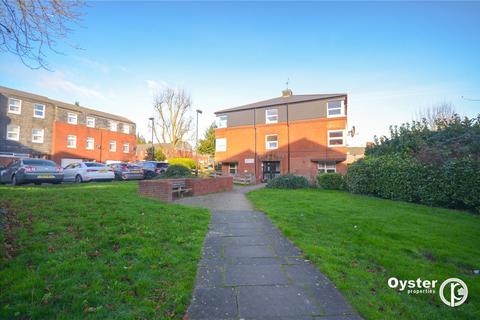 16 Tash Place, London, N11 1PA
