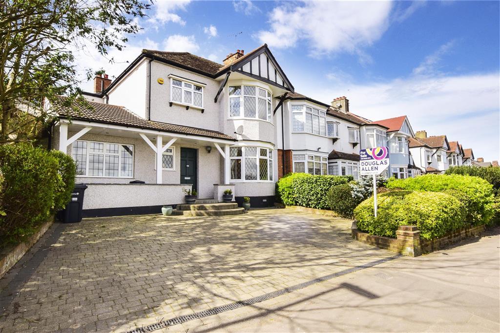 Warren Road, Wanstead 4 bed end of terrace house £1,100,000