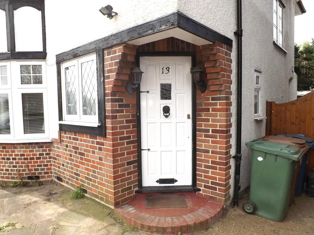 Abercorn Road, Stanmore HA7 4 bed semidetached house £689,950
