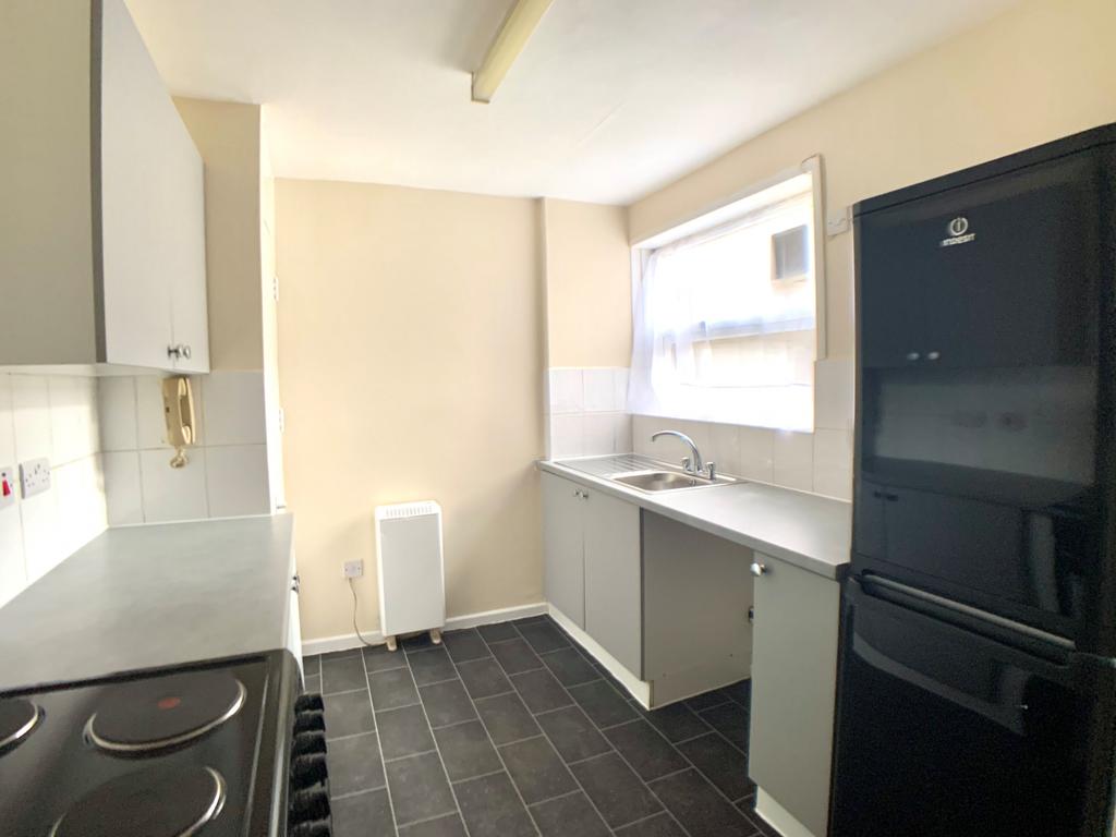 2 bedroom flat