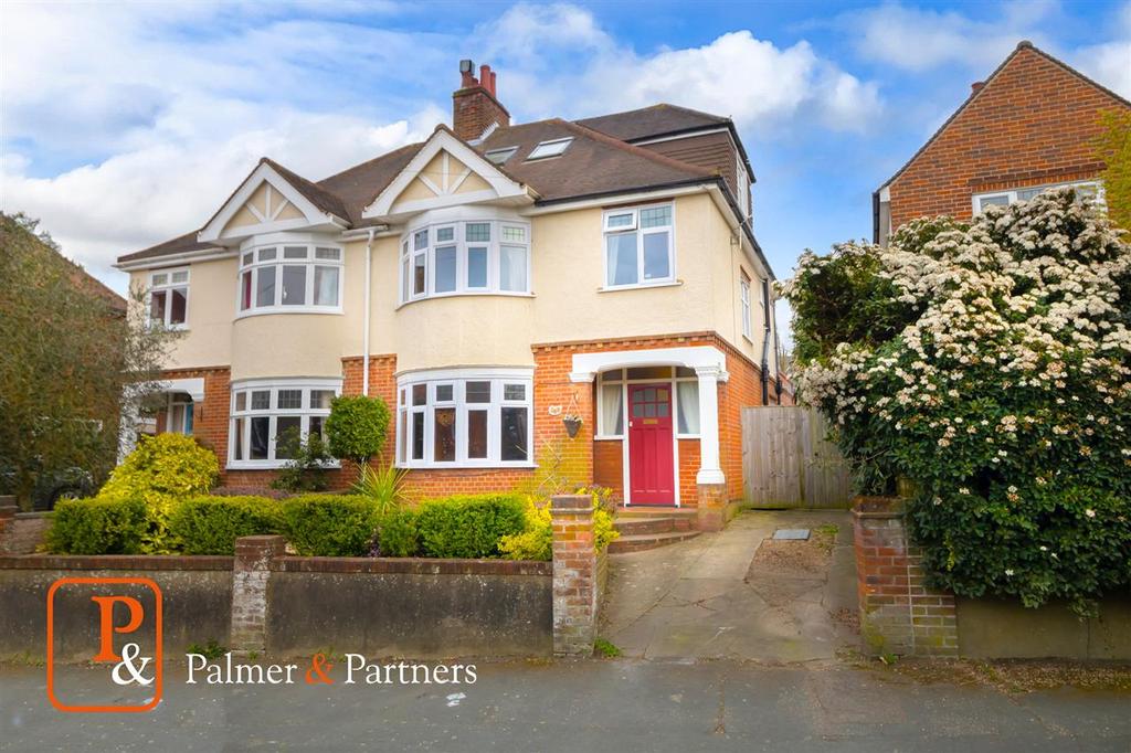 Maldon Road, Colchester, CO3 4 bed semidetached house £450,000