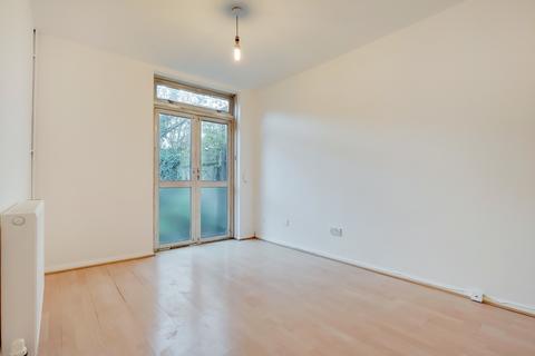 7 Mace Street, London, E2 0QS