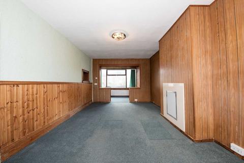 16 Runnymeade, Salford, M6 7PJ
