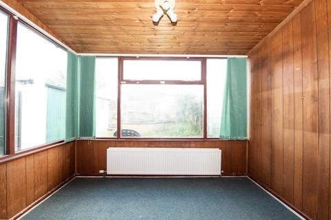 16 Runnymeade, Salford, M6 7PJ