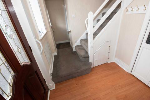 16 Runnymeade, Salford, M6 7PJ