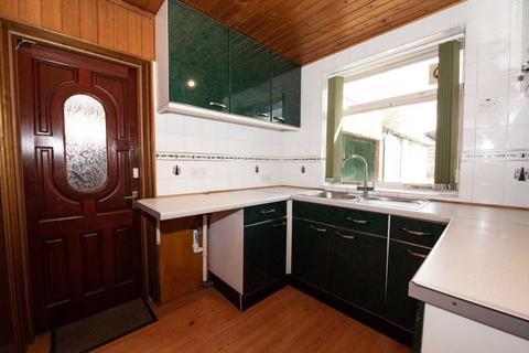 16 Runnymeade, Salford, M6 7PJ