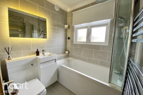 6 Milton Hall Road, Gravesend, DA12 1QW