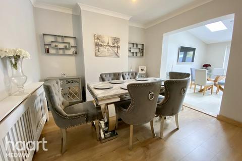 6 Milton Hall Road, Gravesend, DA12 1QW