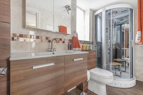 Flat 2, 21 Moorland Road, London, SW9 8UA