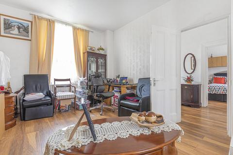 Flat 2, 21 Moorland Road, London, SW9 8UA
