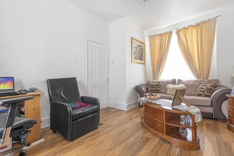 Flat 2, 21 Moorland Road, London, SW9 8UA