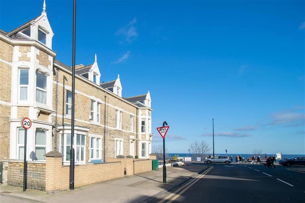 Beverley Terrace, Cullercoats 1 bed flat £450 pcm (£104 pw)