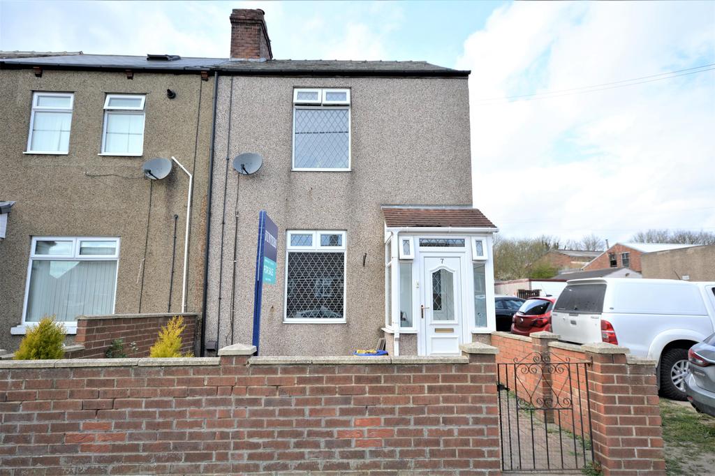 Steetley Terrace, Quarrington Hill, Durham, DH6 4QJ 2 bed end of