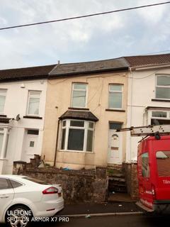 27 Oak Street, Tonypandy, CF40 2DT