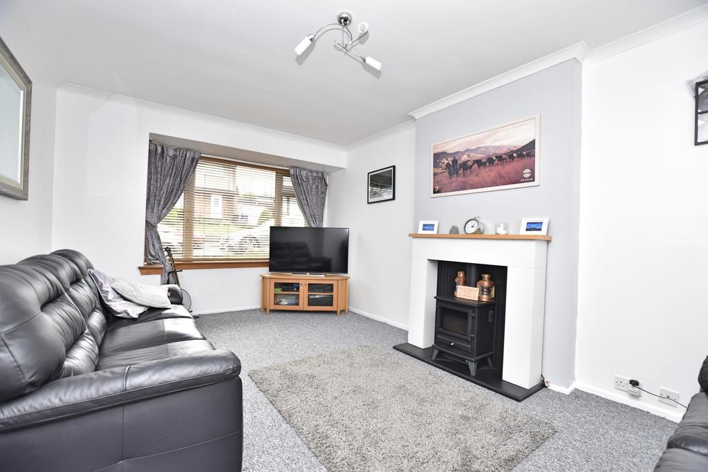 OXFORD AVENUE, GOUROCK 2 bed semidetached bungalow £160,000