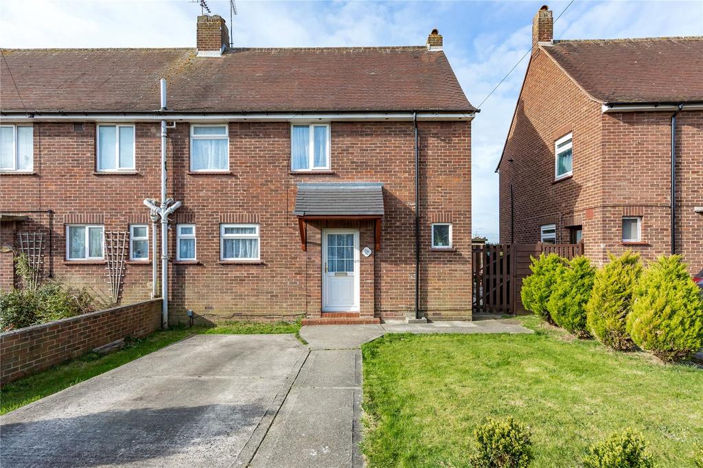 Langton Avenue, Chelmsford, Essex, CM1 4 bed semidetached house £350,000