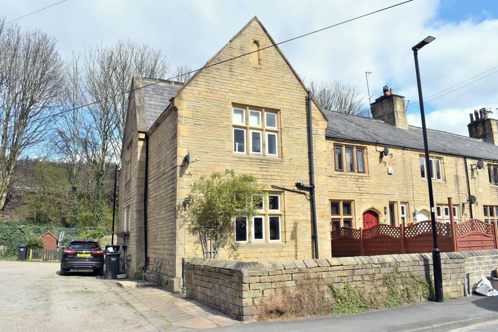 St Stephens Street, Copley Village, Halifax HX3 2 bed terraced house