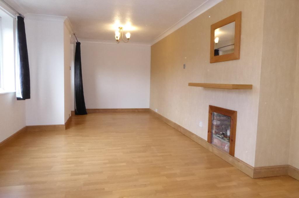 Holly Road, Auckley, DN9 2 bed terraced house £600 pcm (£138 pw)