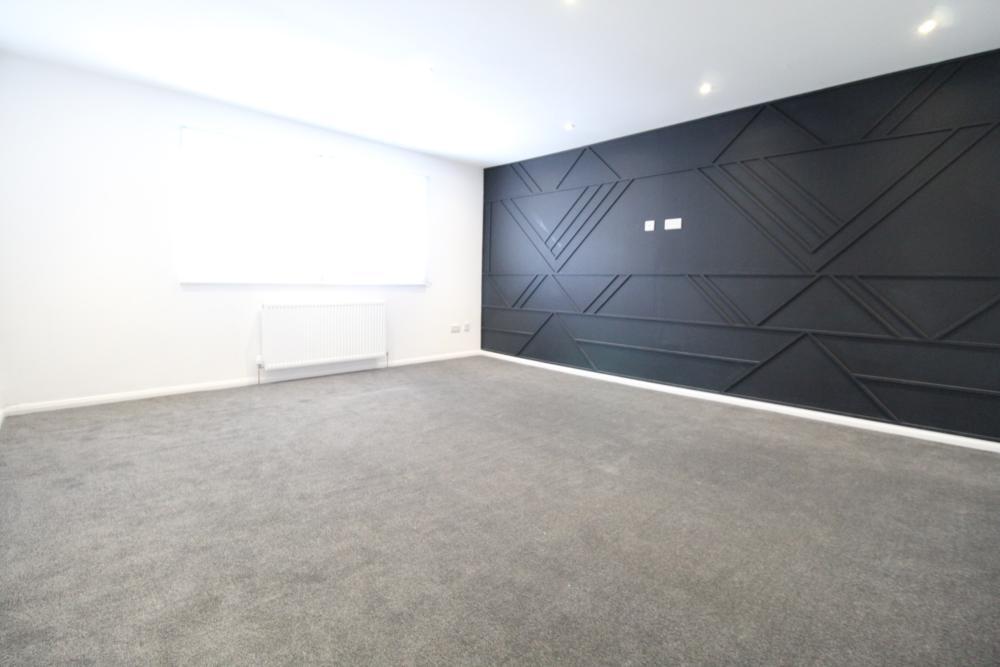 Claremont Grove, Aberdeen, AB10 2 bed flat £750 pcm (£173 pw)