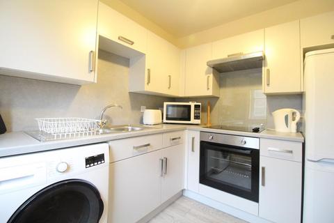 2 bedroom flat to rent, Picardy Court, Rose Street, AB10