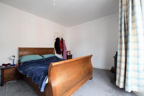 14 Ferndale Road, Exeter, EX2 9BW