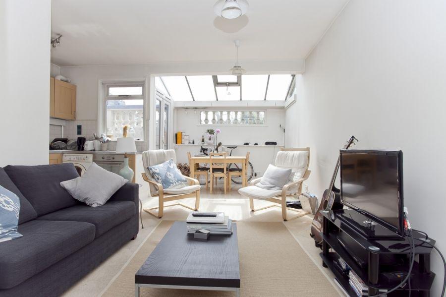 Bristol Gardens, Little Venice, W9 1 bed flat £1,582 pcm (£365 pw)