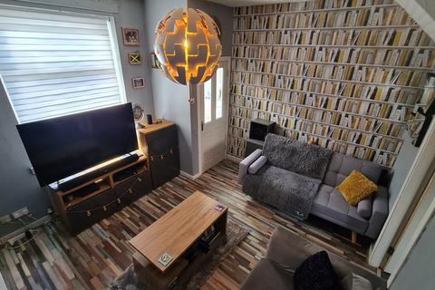 5 Burder Street, Oldham, OL8 3SU