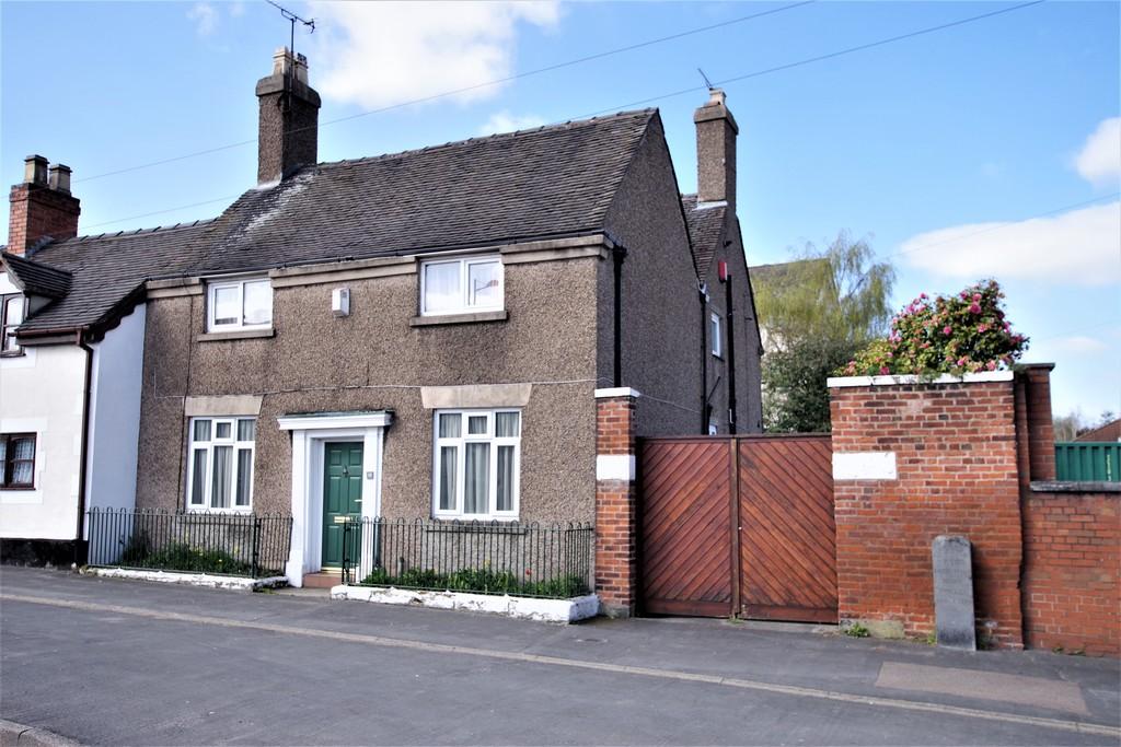 Bradley Street, Uttoxeter 4 bed end of terrace house £325,000