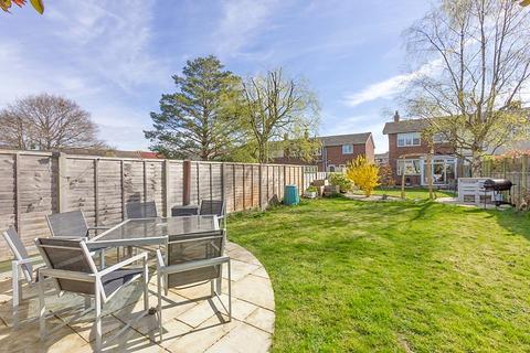 97 Bathurst Road, Staplehurst, Tonbridge, TN12 0LH