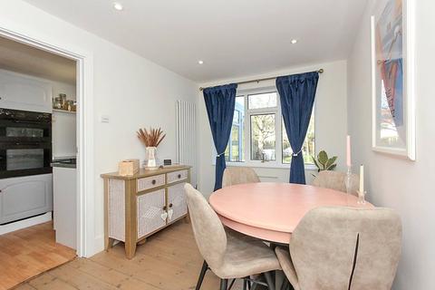 97 Bathurst Road, Staplehurst, Tonbridge, TN12 0LH
