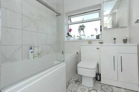 97 Bathurst Road, Staplehurst, Tonbridge, TN12 0LH