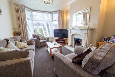 84 Sunnyhurst Lane, Darwen, BB3 1JT
