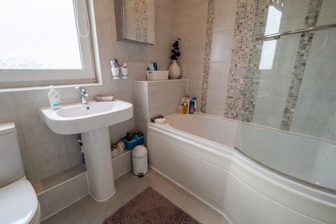 84 Sunnyhurst Lane, Darwen, BB3 1JT