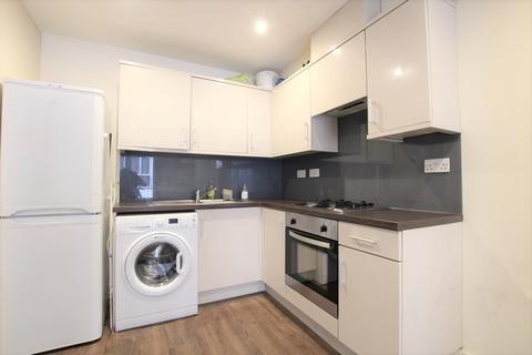 2 bedroom apartment to rent - Suntash Apartments, Umberston Street, Whitechapel, London