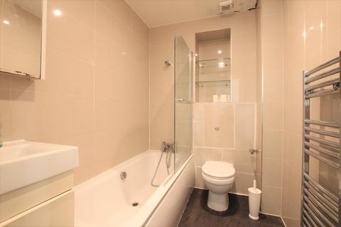 2 bedroom apartment to rent - Suntash Apartments, Umberston Street, Whitechapel, London