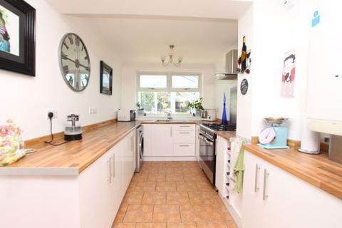 23 Cherry Tree Crescent, Grimsby, DN34 4JY