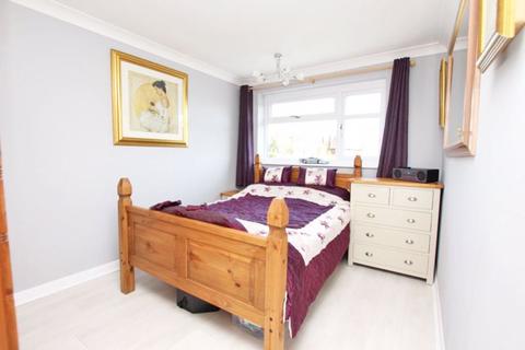 23 Cherry Tree Crescent, Grimsby, DN34 4JY