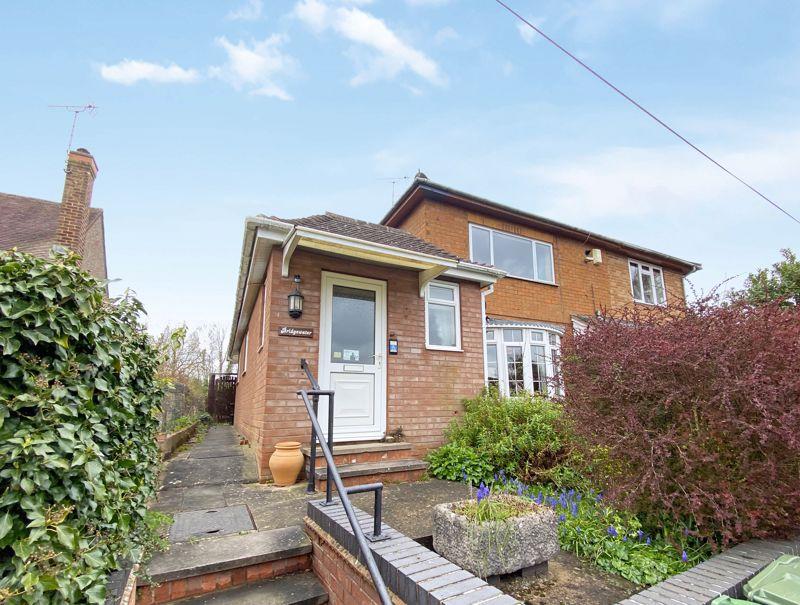 Wharf Lane, Wilmcote, StratfordUponAvon 3 bed apartment £200,000