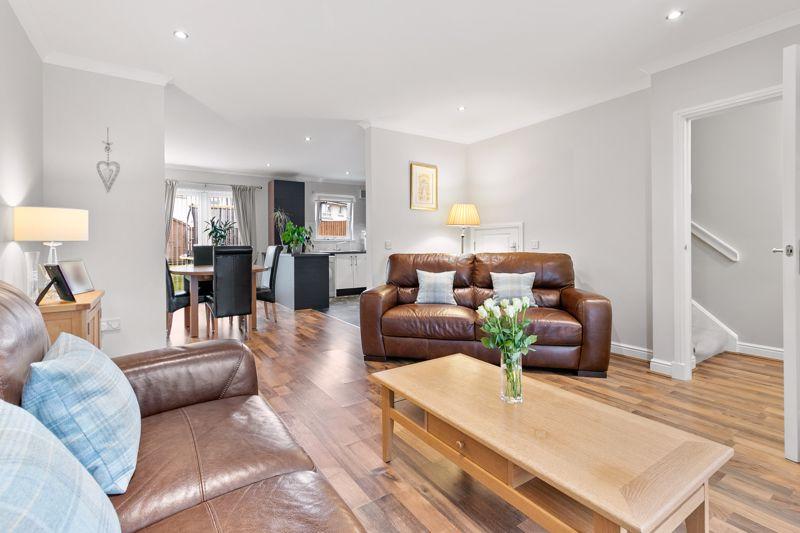 Denny Road, Dumbarton 3 bed terraced house £215,000