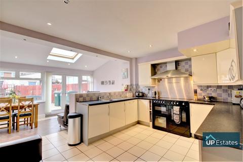 105 Elgar Road, Coventry, CV6 7JG