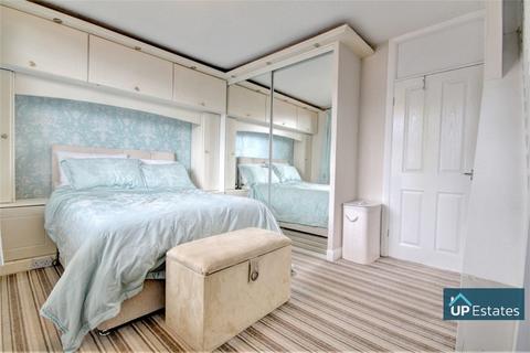 105 Elgar Road, Coventry, CV6 7JG