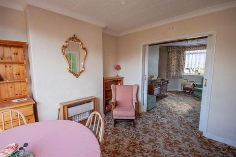 86 Howdles Lane, Brownhills, Walsall, WS8 7PJ