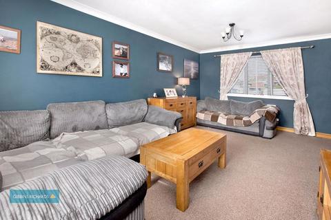 12 Blackdown Road, Taunton, TA2 8EZ