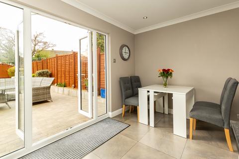 63 Sunnyside Road, Epping, CM16 4JW