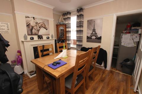 3 Ducketts Road, Crayford, Dartford, DA1 4BA